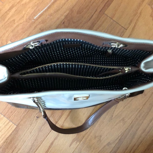 Kate Spade purse - Picture 2 of 4
